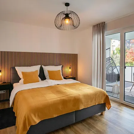 Reitz - I Zentrale Lage I Stellplatz I 55qm I 2 I Kueche I Bad I Terrasse * Bad Hersfeld