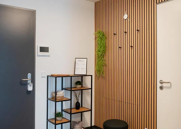 Reitz - I Zentrale Lage I Stellplatz I 55qm I 2 I Küche I Bad I Terrasse Bad Hersfeld